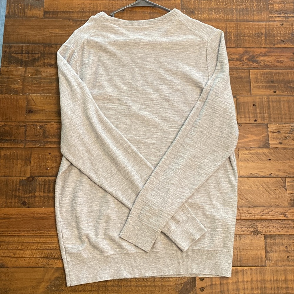 Red Ale Sweater - Picture 3 of 4